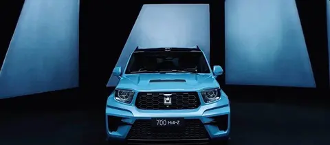 坦克700 Hi4-Z内饰曝光,科技感与硬派风格并存