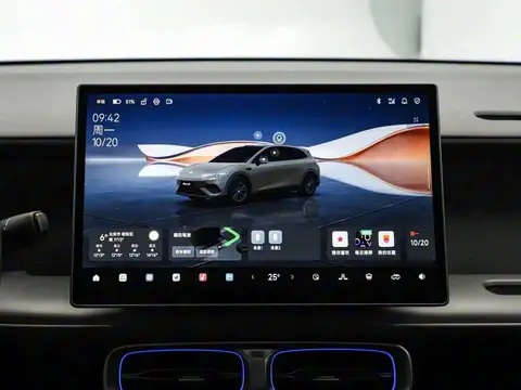 10.58万起！零跑Lafa5官宣