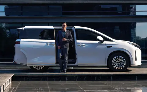 不卖私人用户 比亚迪领汇M9即将上市