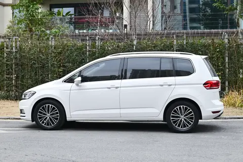 1.8T途安L现身成都站,二手7万多买顶配